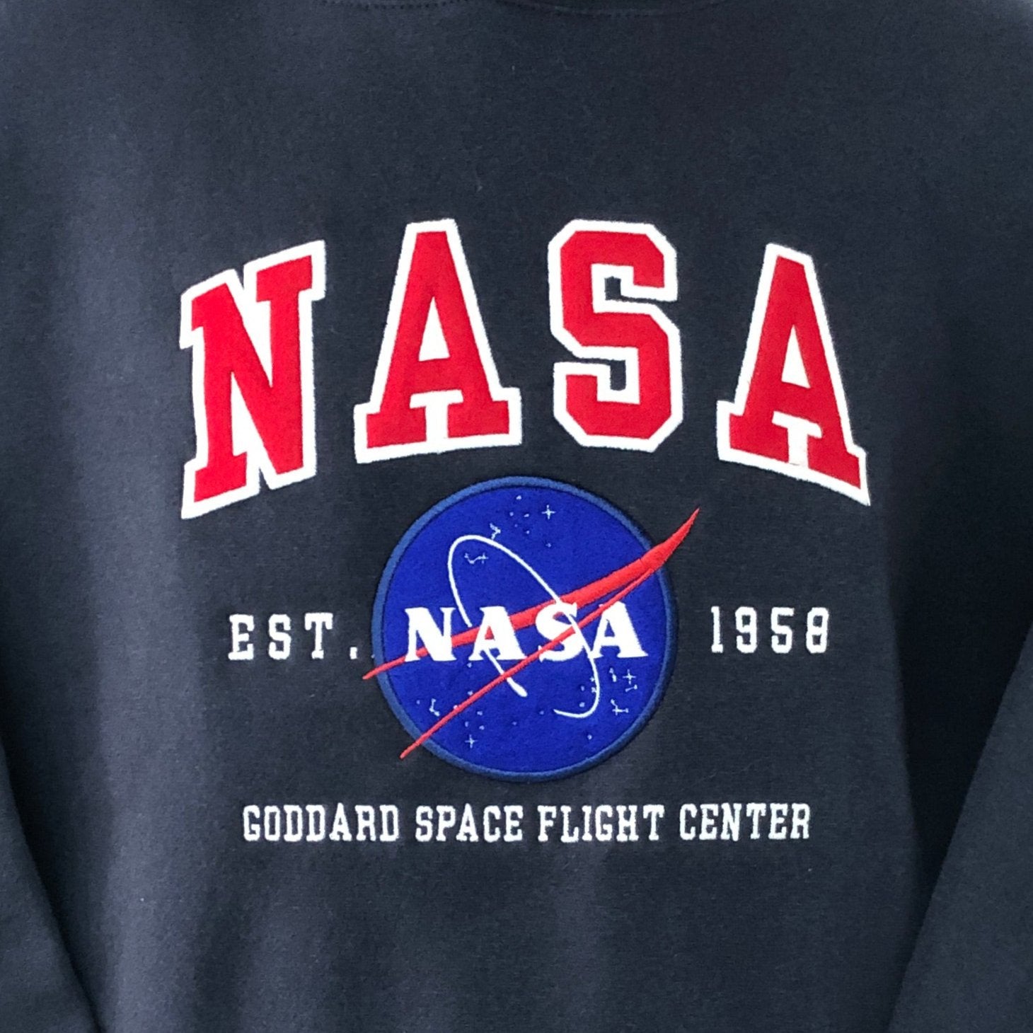 Sweatshirt - Crew NASA Applique